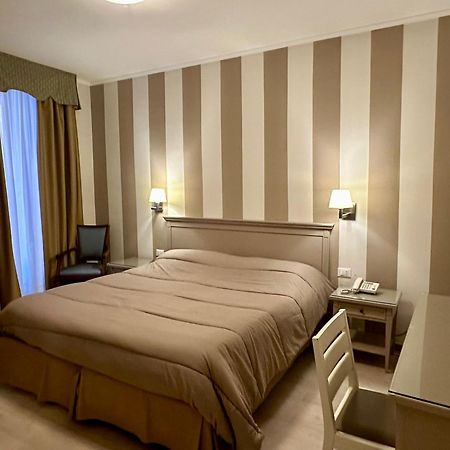 Hotel Bristol ترييستي المظهر الخارجي الصورة