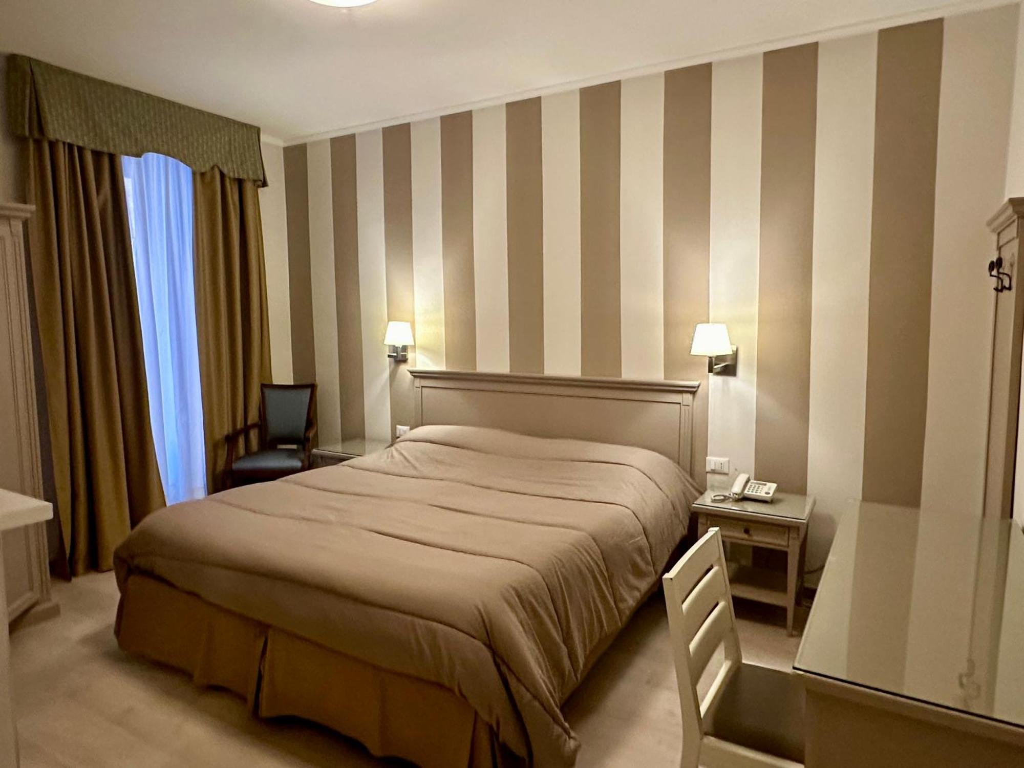 Hotel Bristol ترييستي المظهر الخارجي الصورة